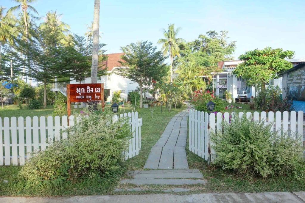 Mook Ing Lay, Trang, Trang